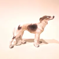 Figurin hund, Dahl Jensen, Danmark, nr 1143, höjd 9,5cm.