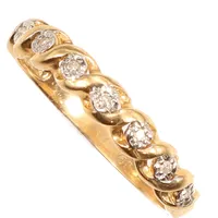Ring, diamanter 7 x 0,005ct, stl 15¾, bredd 2-3mm, 18K Vikt: 1,7 g
