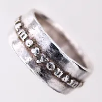 Ring, text dekor, stl: 17, bredd: 8,3mm, silver 925/1000 Vikt: 8,5 g
