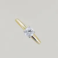 Ring med diamant 0,50ct, fint lyster, piqué inneslutningar, Ø 16 mm, 14K Vikt: 1,9 g