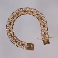 Armband X-länk med stav 20,5cm bredd 14mm, något trögt lås, AML (Mikkov Ab August), 1964, 18K Vikt: 44,7 g