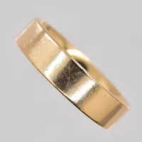 Ring, stl 21½, bredd 6mm, Schalins, 18K Vikt: 8,1 g