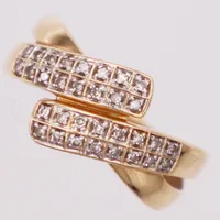 Ring, Guldfynd, diamanter ca 0,16ctv, stl 17¼, 18K Vikt: 3,1 g