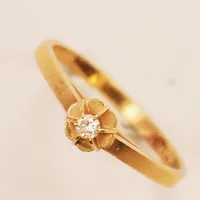 Ring, diamant 1x 0,03ct, Ø16½, bredd:4mm, 18K 1,9g.