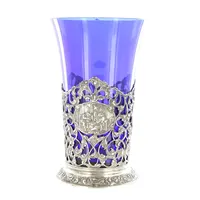 Vas silverfot med blå glasinsats, 16cm, Ø10cm, liten flisa borta på kanten, S800/1000, silvervikt 129,2g, bruttovikt 399,2g