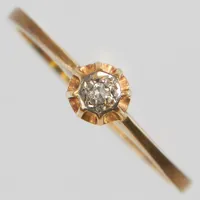 Ring med diamant 1 x ca. 0,01ct, Ø17, 18K Vikt: 1,5 g