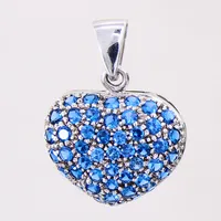 Hänge hjärta med blå stenar, längd: 31mm inklusive ögla, bredd: 9mm, silver 925/1000 Vikt: 6,6 g