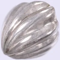 Ring, stl: 17, bredd: ca 4-29mm, 925/1000, silver Vikt: 8 g