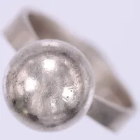 Ring, stl: 17, bredd: ca 5-11mm, Alton, 830/1000, silver Vikt: 4,4 g