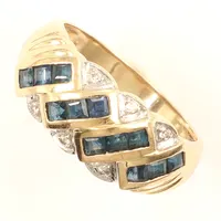 Ring diamanter 6x 0,001ct, stl 17, bredd 8,6mm, blå stenar troligen safirer, 14K  Vikt: 4,4 g