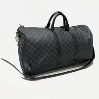 Väska Louis Vuitton Damier Keepall 55 liter, Graphite Canvas, mått ca 55x31x25cm, avtagbar axelrem, utsida med smärre, skavmärken/repor, dustbag, 