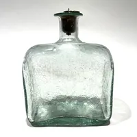 Flaska, möjligen skansenglas, höjd 16cm, bredd 12, djup 6cm,  Vikt: 0 g