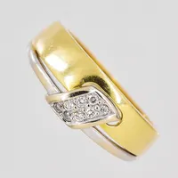 Ring, diamanter 0,11ctv enligt gravyr, stl 18¾, GHA, vit/gulguld, 18K Vikt: 6,4 g