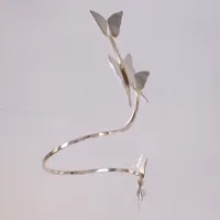 Stelt armband, Miss Butterfly Cuff, design Efva Attling, Ø60mm, längd 13,5cm, 925/1000 silver Vikt: 29,1 g