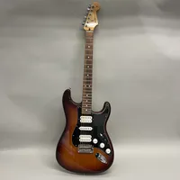 Elgitarr Fender Stratocaster, Original Contour Body, serienr MX18179480, Mexico, Tobacco sunburst, bakplatta saknas, smärre kantskador, mjukt fodral.  Skickas med Bussgods eller PostNord