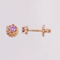 Ett par örhängen, lila stenar, 3mm, roséfärgade, skruvstift, 18K  Vikt: 0,6 g