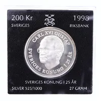 Minnesmynt Kung Carl XVI Gustaf 25 år, Sveriges Riksbank, ca Ø36mm, 200kr 1998, 925/1000 silver, plastetui  Vikt: 27 g