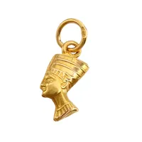 Hänge Nefertiti, 18K guld, längd inkl. ögla 17 mm, bredd 7 mm, tjocklek 2 mm, fint skick Vikt: 0,7 g