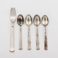 Skedar 4 st + gaffel 1 st, modell Rosenholm, längd 11 och 14 cm, silver. Vikt: 63 g