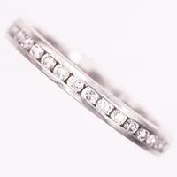 Ring, Tiffany & Co, helallians med diamanter 37 x ca 0,02ct, stl 16¼, bredd 2mm, med etui, mindre märken, etui med fläckar, platina. 