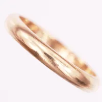 Ring, slät, stl: 17, bredd 3mm, gravyr, 18K guld Vikt: 3,7 g