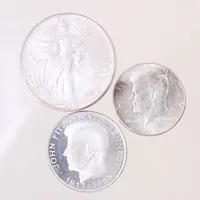 3 Mynt, USA, diverse valörer, olika storlekar, silver 900-999/1000.  Vikt: 61,1 g