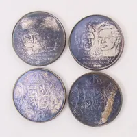 4 minnesmynt, Ø 36mm, Kungaparet 1976, nominellt värde 50 KR, Silver 925/1000.  Vikt: 108,3 g