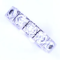 Ring med diamanter totalt 1,50ct, W/SI, stl 18¼, bredd 4,5mm, lagad skena, 18K Vikt: 6,7 g