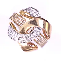 Ring med vita stenar, stl 16¾, bredd 2,5-16mm, 18K, bruttovikt 5,3g Vikt: 5,3 g