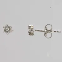 Örhängen med diamanter 2 x ca. 0,01ct, Ø3,8mm, vitguld, 18K Vikt: 0,7 g