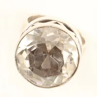 Ring, bergskristall, stl 15½, bredd Ø16mm, höjd 17mm, Alton Guldvaru Ab, år 1966, silver  Vikt: 9 g