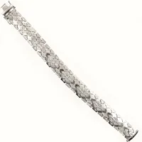 Armband matterad dekor, längd 18cm, bredd ca 14mm, 925/1000 silver Vikt: 31,4 g