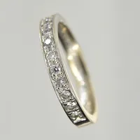 Ring med diamanter 0,36ctv, Schalins, stl 16¾, bredd 3 mm, gravyr, vitguld, 18K. Vikt: 4,1 g
