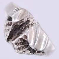 Ring, stl: 16¾, bredd: ca 3-10mm, 925/1000, silver Vikt: 3,5 g