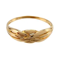 Ring, 18K guld, Ø19¾ mm, bredd 1,3 - 6 mm, fint skick Vikt: 1,9 g