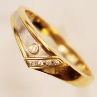 Ring, diamanter ca 0,03ctv, Ø17½, bredd:5mm, 14K 2,5g.