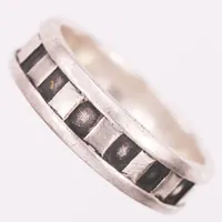 Ring GHA, stl: 23, bredd ca 7mm, 925/1000 silver Vikt: 9,3 g