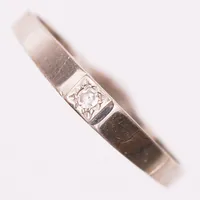 Ring med 8/8-slipad diamant ca 0,02ct, stl:18½, 18K vitguld Vikt: 1,7 g