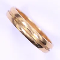 Ring, stl 19½, bredd 5 mm, 18K 5,6g Vikt: 5,6 g