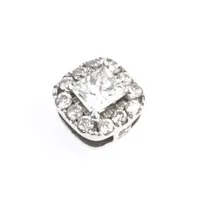 Hänge m diamanter princesslipad ca 0,15ct och små briljantslipade, vitguld, 6mm x 6mm, 18k Vikt: 0,5 g
