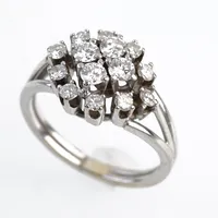 Ring m 14 st diamanter ca 0,10ct/styck totalt ca 1,4ct, vitguld, stl 17(53), Ø11mm, 18k Vikt: 4,2 g