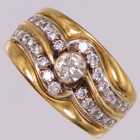 Ring med briljantslipade diamanter 1xca 0,25ct samt 28x0,02ct, stl 17, bredd 11,7mm, ostämplad, 18K  Vikt: 8,2 g