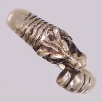 Ring, drake, stl 18½, skev, 925/1000 silver Vikt: 4,5 g