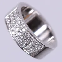 1 Ring vitguld med diamanter ca 33x0,02ct, stl: 17, bredd: ca 7mm, 18K Vikt: 11,5 g