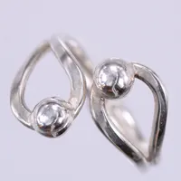 Ring, stl ca 18, bredd ca 3,5-18mm, 925/1000 silver  Vikt: 3,7 g