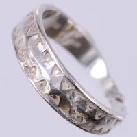 Ring mönstrad, stl ca 19, bredd ca 3-5,7mm, COPY, Bengt Hallberg Guldsmeds AB, 925/1000 silver Vikt: 3,8 g