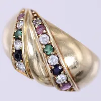 Ring med färgade stenar, stl ca17¼, bredd ca 2,6-11,5mm, 14K Vikt: 5,5 g