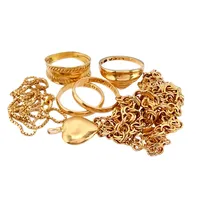 Diverse smycken, 18K guld, slitage, gravyrer Vikt: 41,9 g