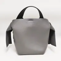 Väska, Acne Studios, Musubi Mini Shoulder Bag, Dark Grey, 21,5x20,5x15,5cm, Made in Italy, axelband 130cm, dustbag, kvitto 2021-12-03.
