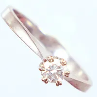 Ring diamant 0,31ct, Crystal / SI, vitguld, behov av omrodering, Ø19, 18k Vikt: 3,5 g
